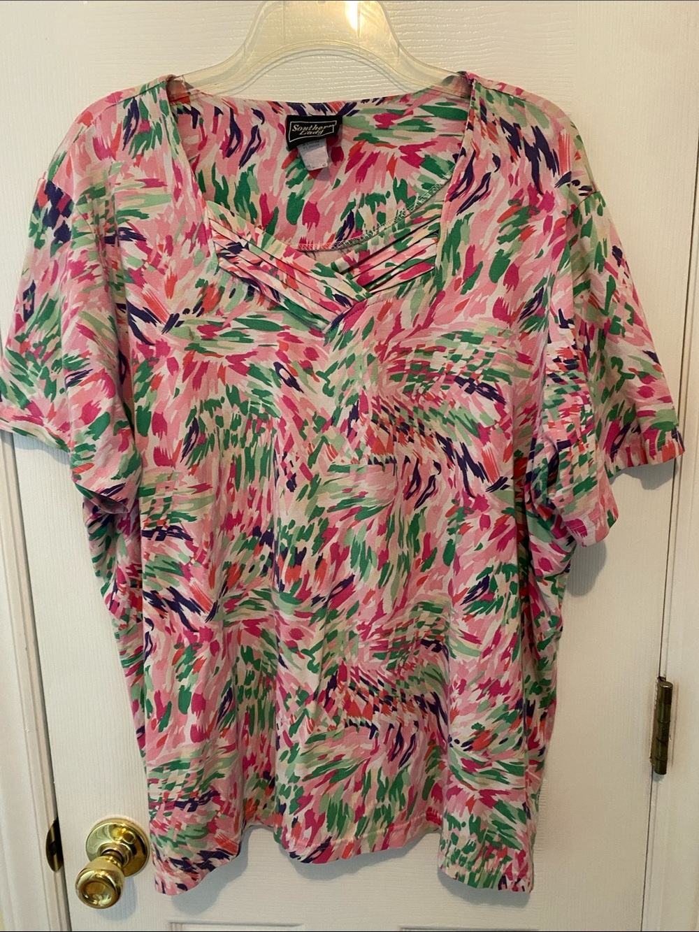 Sportsgirl Pink Floral-Print Short Sleeve V-Neck Tee with Green and Navy Accents